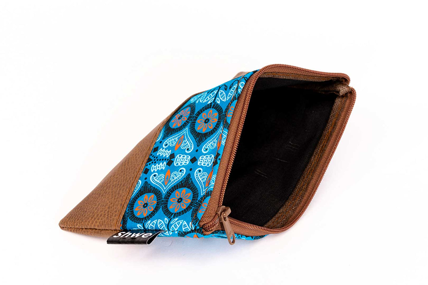 Shwe Shwe Marine Clutch / Makeup Bag inside